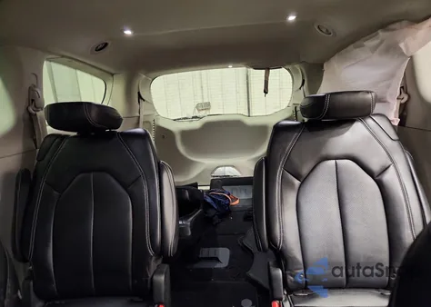 2024 Chrysler Pacifica Touring L z USA, uszkodzony, nr VIN 2C4RC1BG2RR173147